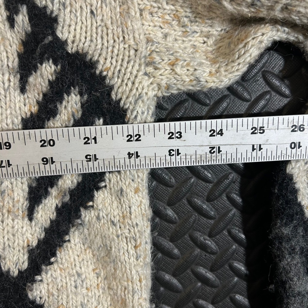 Vtg Woolrich Handknit Sweater Mens L Beige Black … - image 4
